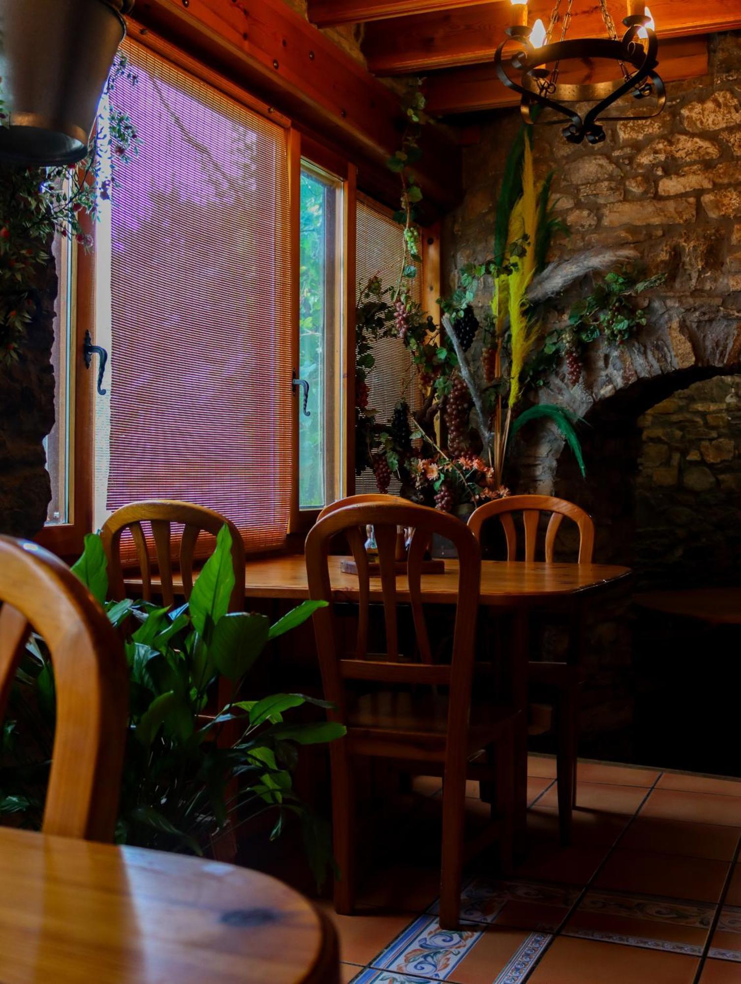 Las Bodegas De Claveria El Humo de Muro Bagian luar foto